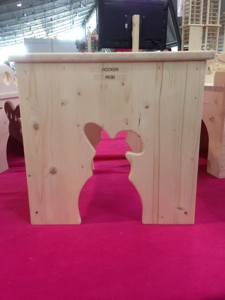 Plüschnasen Hocker de Luxe