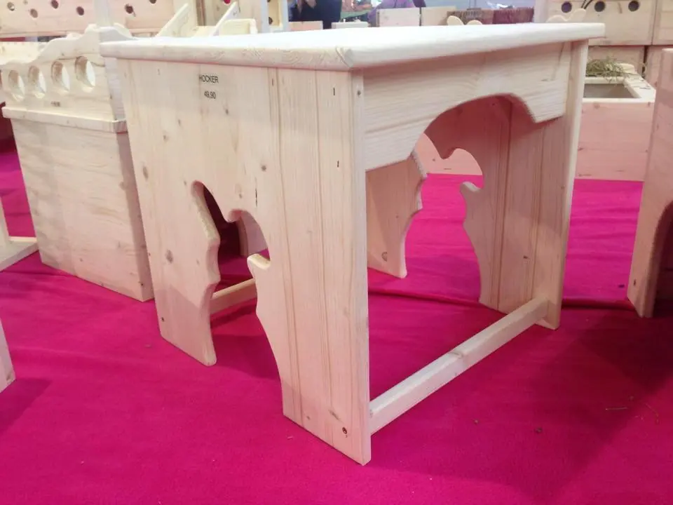 Plüschnasen Hocker de Luxe